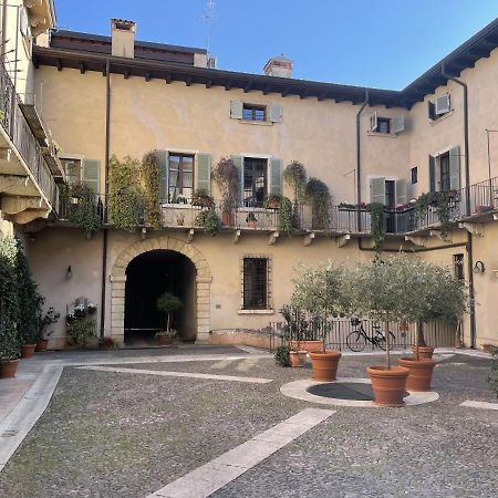 Antiche Colonne Apartment Verona Bagian luar foto